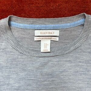 Ellen Tracy 100% Extra Fine Merino Wool Light Grey Sweater